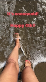 Constance Marie feet photo thumbnail