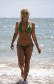 Brooke Hogan feet photo thumbnail
