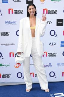 Dua Lipa feet photo thumbnail