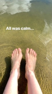 Naomi Watts feet photo thumbnail