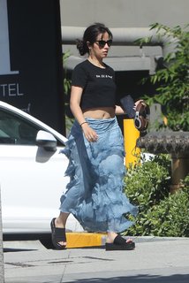 Camila Cabello feet photo thumbnail