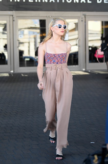 Amber Heard feet photo thumbnail