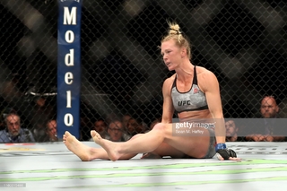 Holly Holm feet photo thumbnail