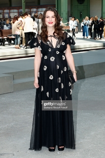 Keira Knightley feet photo thumbnail
