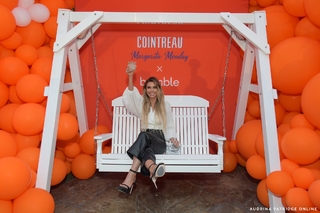 Audrina Patridge feet photo thumbnail