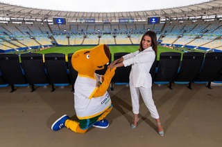Anitta feet photo thumbnail
