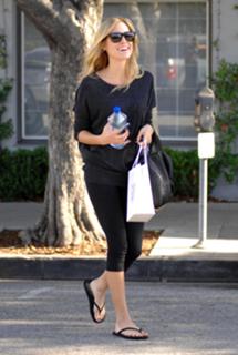 Kristin Cavallari feet photo thumbnail