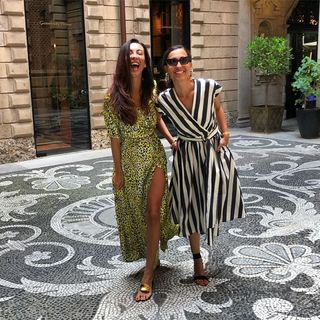 Caterina Balivo feet photo thumbnail