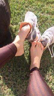 Alaine Crissiê feet photo thumbnail