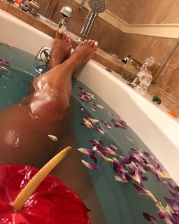 Julieanna Marie Goddard feet photo thumbnail