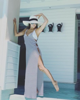Eva Longoria feet photo thumbnail