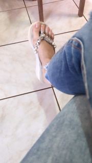 Alaine Crissiê feet photo thumbnail