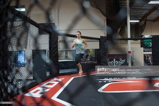 Miesha Tate feet photo thumbnail