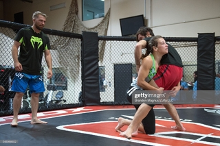 Miesha Tate feet photo thumbnail