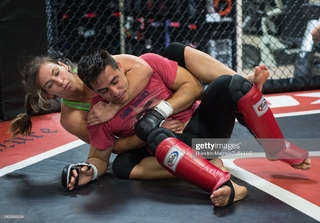 Miesha Tate feet photo thumbnail