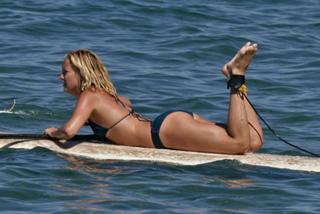 Kate Hudson feet photo thumbnail