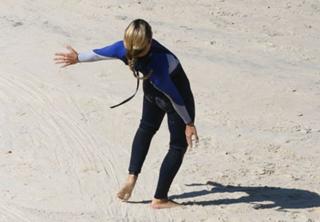 Carolina Dieckmann feet photo thumbnail