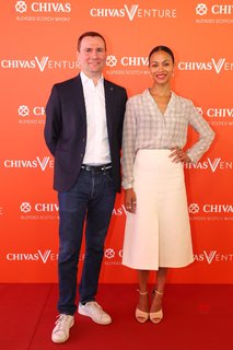 Zoe Saldana feet photo thumbnail