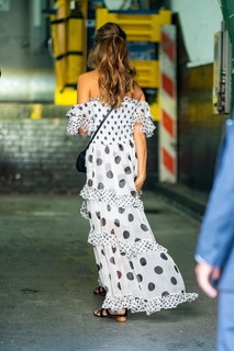 Jessica Alba feet photo thumbnail