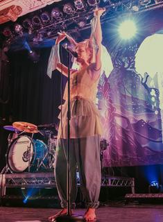 Aurora Aksnes feet photo thumbnail