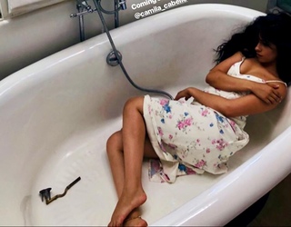 Camila Cabello feet photo thumbnail