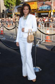 Constance Marie feet photo thumbnail
