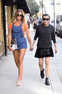 Kelly Bensimon feet photo thumbnail