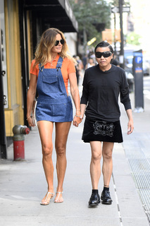 Kelly Bensimon feet photo thumbnail