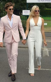 Pixie Lott feet photo thumbnail