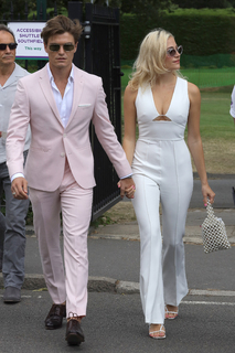 Pixie Lott feet photo thumbnail