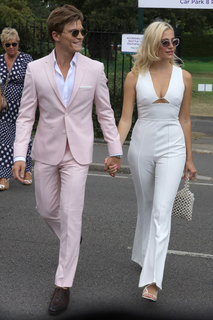 Pixie Lott feet photo thumbnail