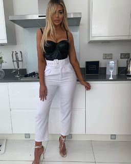 Chloe Ferry feet photo thumbnail