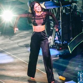 Lena Meyer-Landrut feet photo thumbnail