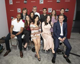 Ming-Na Wen feet photo thumbnail