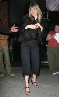 Laura Dern feet photo 5