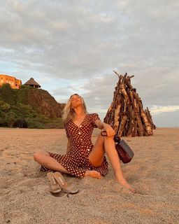 Elsa Hosk feet photo thumbnail