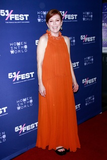 Julianne Moore feet photo thumbnail
