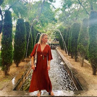 Nova Meierhenrich feet photo thumbnail