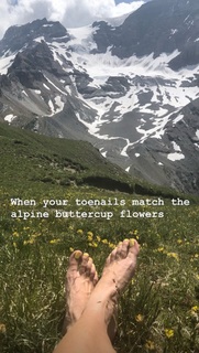 Amy Robach feet photo thumbnail