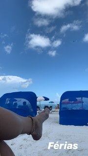 Flávia Alessandra feet photo thumbnail