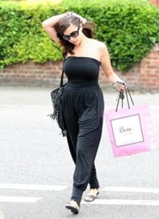 Imogen Thomas feet photo thumbnail