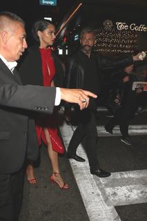 Adriana Lima feet photo thumbnail