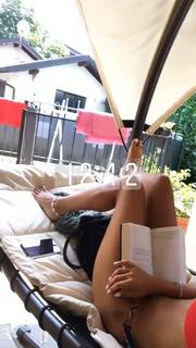 Giorgia Crivello feet photo thumbnail