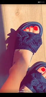 Nabilla Benattia feet photo thumbnail