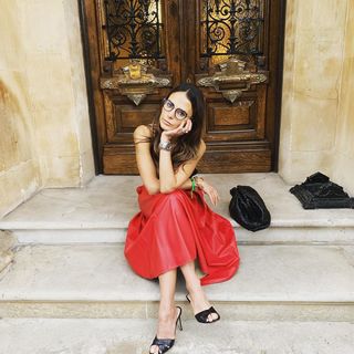 Jordana Brewster feet photo thumbnail
