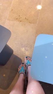 Xenia Tchoumitcheva feet photo thumbnail
