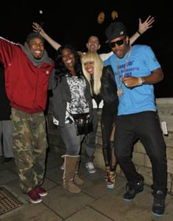 Nicki Minaj feet photo thumbnail
