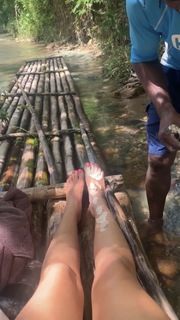 Victoria Waldrip feet photo thumbnail