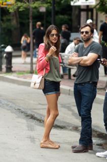 Alessandra Ambrosio feet photo thumbnail