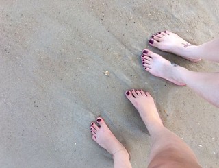 Jaqueline Mello feet photo thumbnail